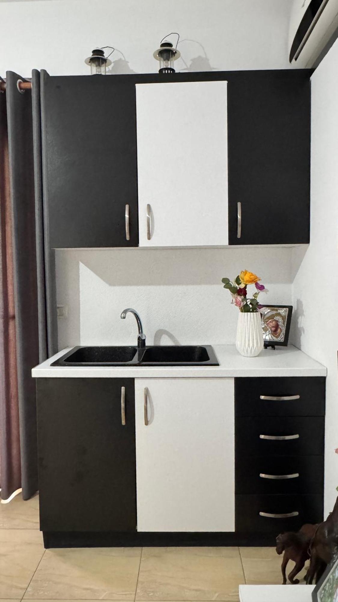Antonia Guest house Qeparo